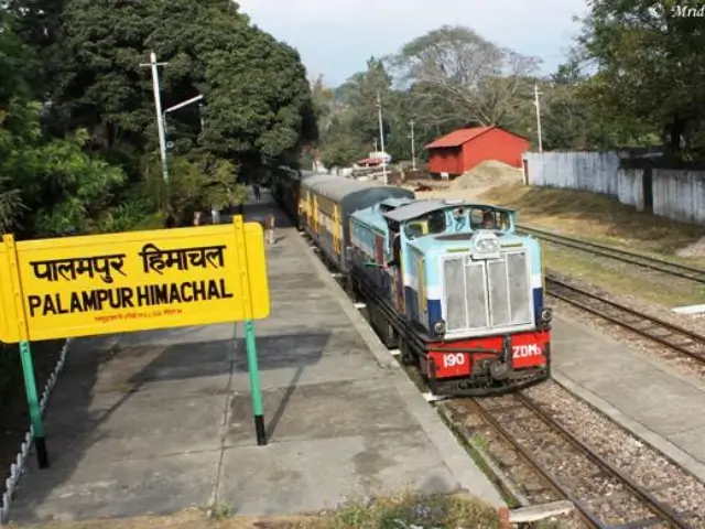 Maranda railway station